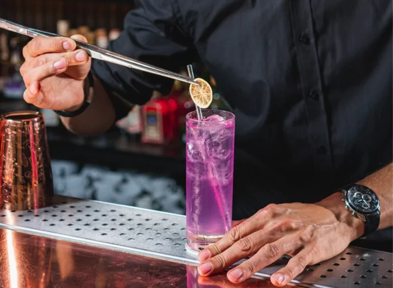 cocktail-catering-6811df96e3dd9