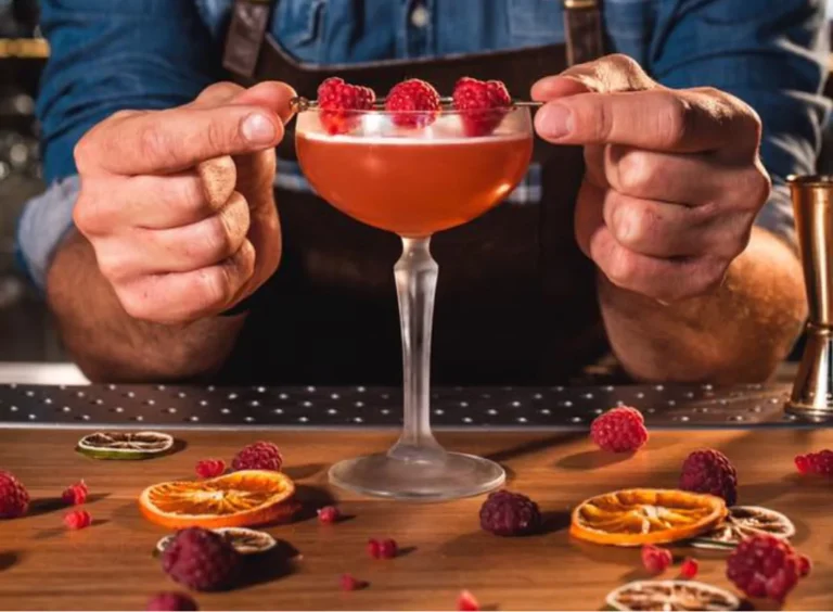 cocktail-catering-6813f4c833635